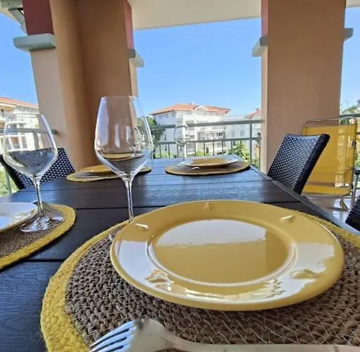 Les Calanques D'azur سانت أي جولف