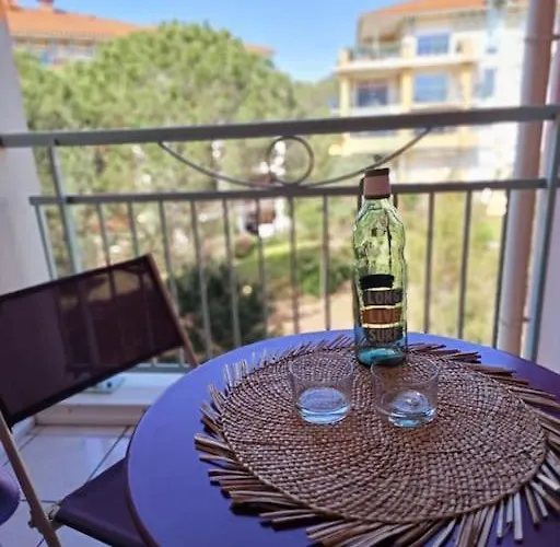 Les Calanques D'azur شقة