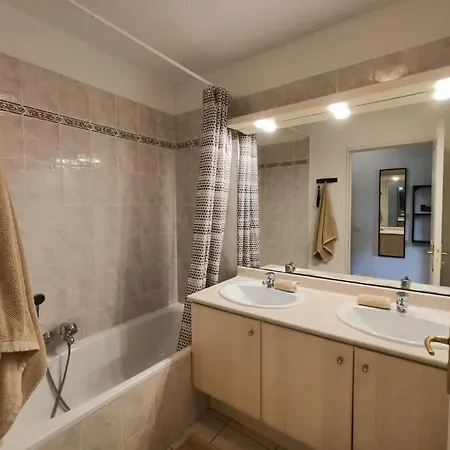 Les Calanques D'azur Apartment Saint Aygulf